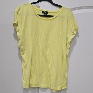 DKNY Light Yellow Short Sleeve Tee